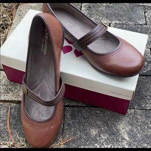 Naturalizer Garrison Brown Mary Jane sz 9